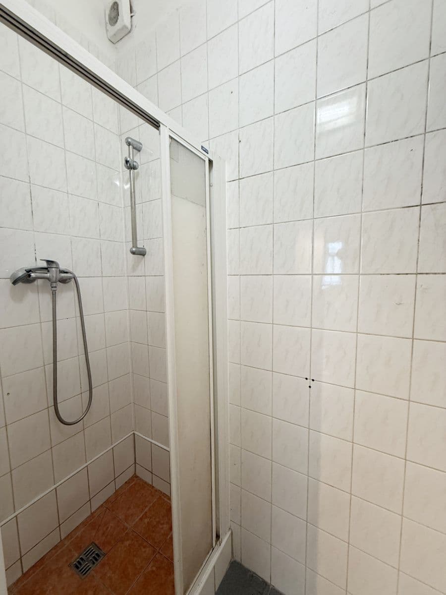 Pronájem bytu 4+kk 90 m², Sevastopolská, Praha, Praha Pronájem bytu 4+kk 90 m², Sevastopolská, Praha, Praha