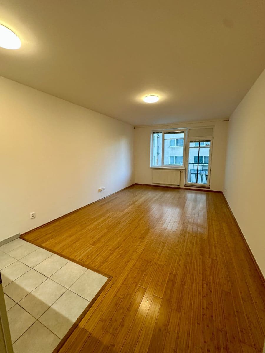 Prodej bytu 1+kk 32 m², Pešlova, Praha, Praha Prodej bytu 1+kk 32 m², Pešlova, Praha, Praha