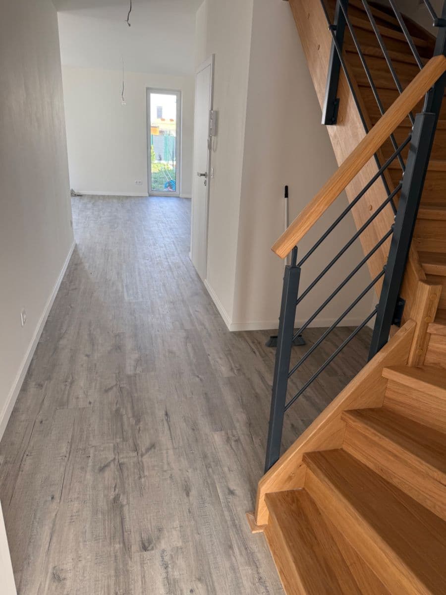 Pronájem domu 136 m², pozemek 420 m², Emy Destinové, Jinočany, Středočeský kraj Pronájem domu 136 m², pozemek 420 m², Emy Destinové, Jinočany, Středočeský kraj