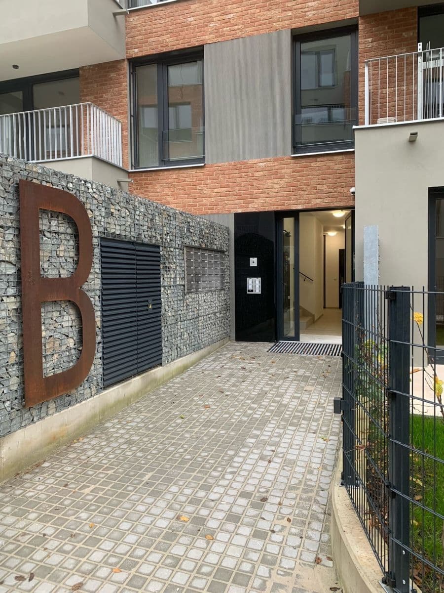 Pronájem bytu 2+kk 70 m², Michelská, Praha, Praha Pronájem bytu 2+kk 70 m², Michelská, Praha, Praha