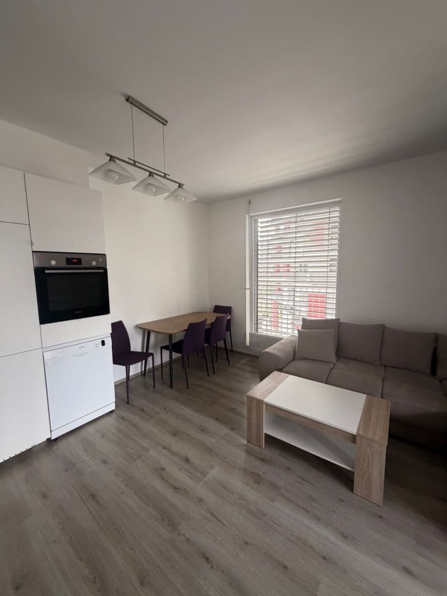 Pronájem bytu 3+kk 66 m², Nad Úžlabinou, Praha, Praha Pronájem bytu 3+kk 66 m², Nad Úžlabinou, Praha, Praha