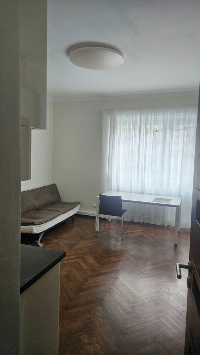 Pronájem bytu 3+kk 72 m², 5. května, Praha, Praha Pronájem bytu 3+kk 72 m², 5. května, Praha, Praha