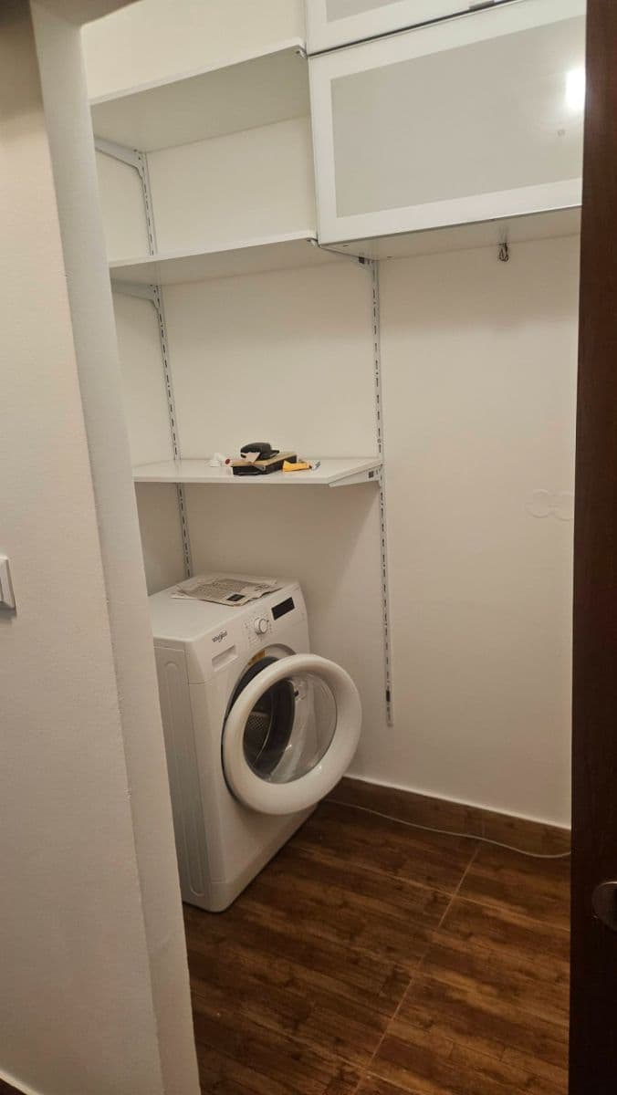 Pronájem bytu 3+kk 72 m², 5. května, Praha, Praha Pronájem bytu 3+kk 72 m², 5. května, Praha, Praha