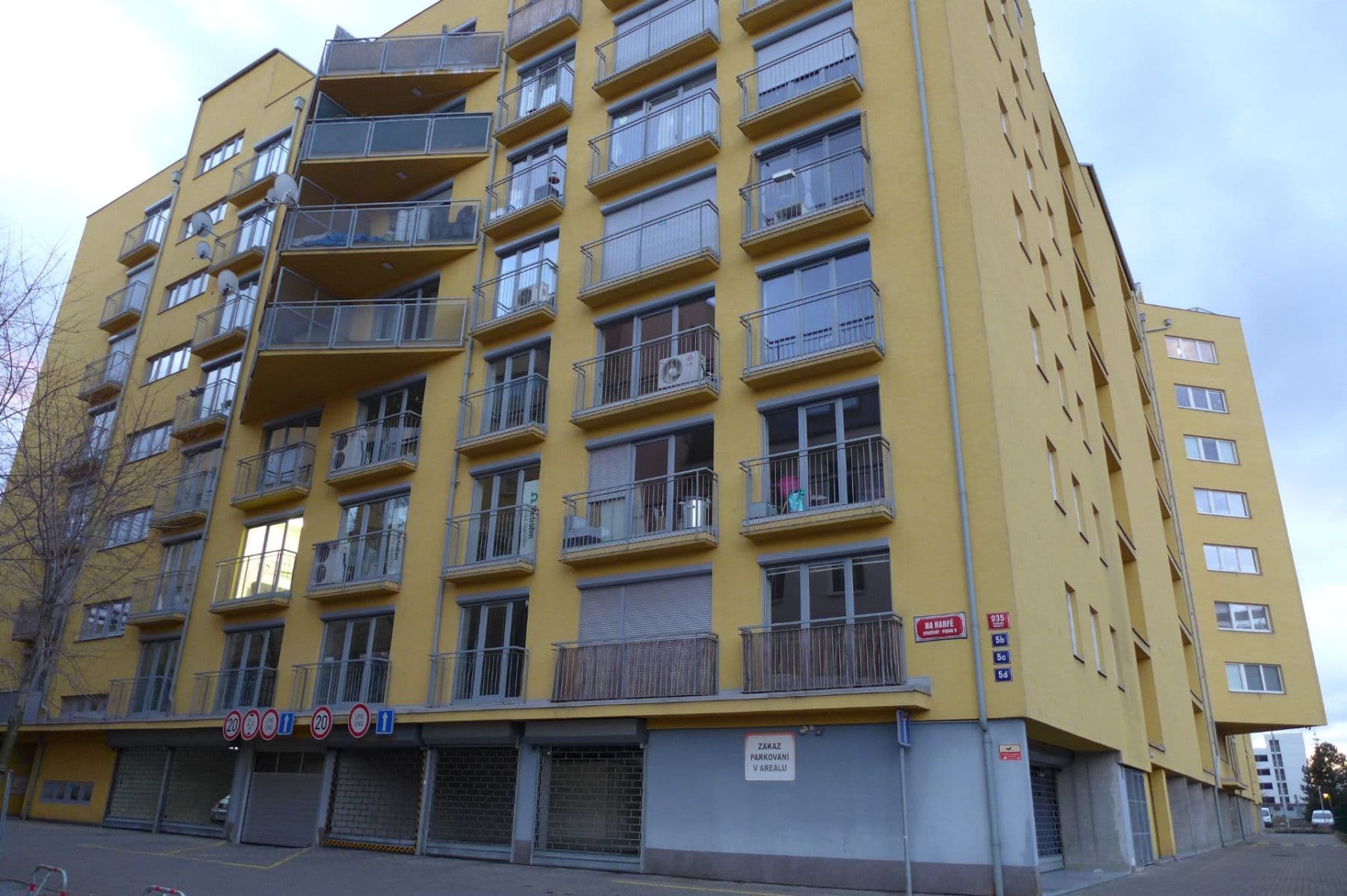 Pronájem bytu 2+kk 82 m², Na Harfě, Praha, Praha Pronájem bytu 2+kk 82 m², Na Harfě, Praha, Praha