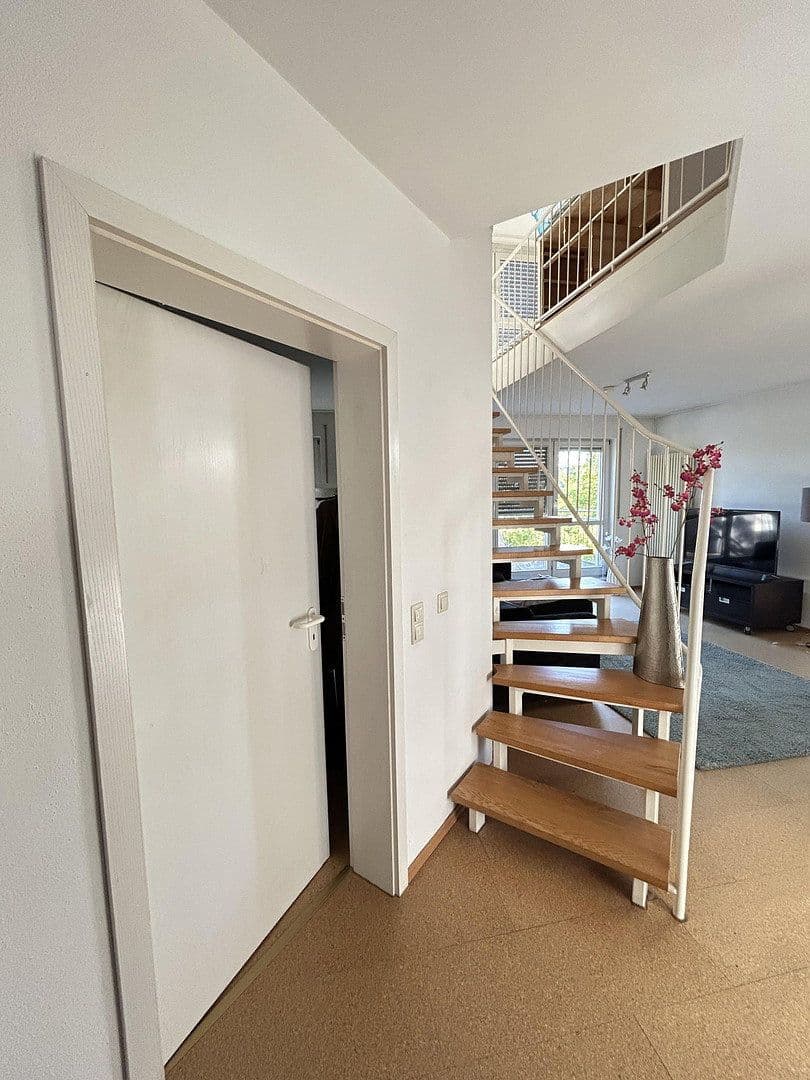 Pronájem bytu 2+kk 81 m², Erlangen, Bavorsko Pronájem bytu 2+kk 81 m², Erlangen, Bavorsko