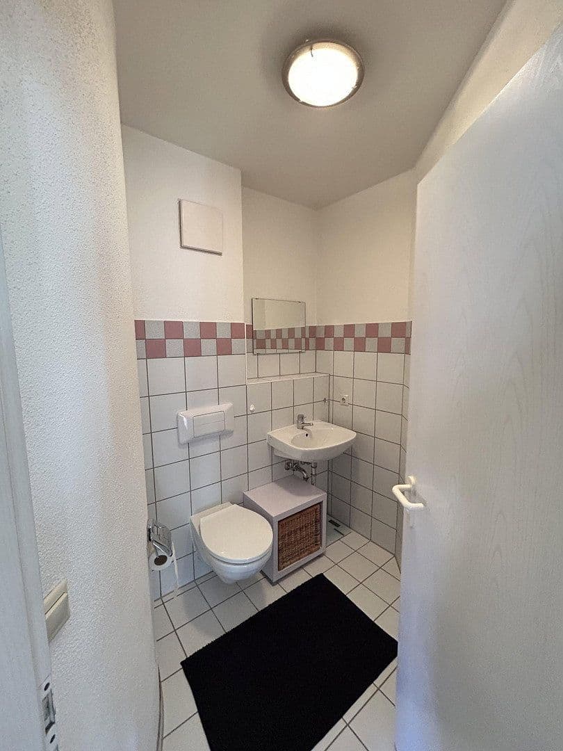Pronájem bytu 2+kk 81 m², Erlangen, Bavorsko Pronájem bytu 2+kk 81 m², Erlangen, Bavorsko