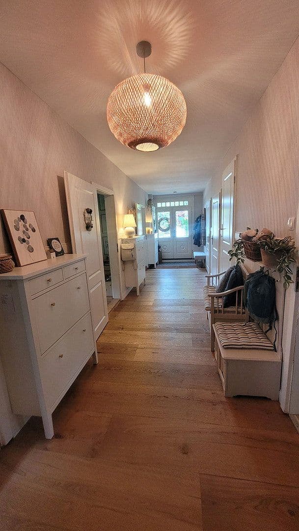 Prodej domu 186 m², pozemek 1.174 m², Schwanewede, Dolní Sasko Prodej domu 186 m², pozemek 1.174 m², Schwanewede, Dolní Sasko