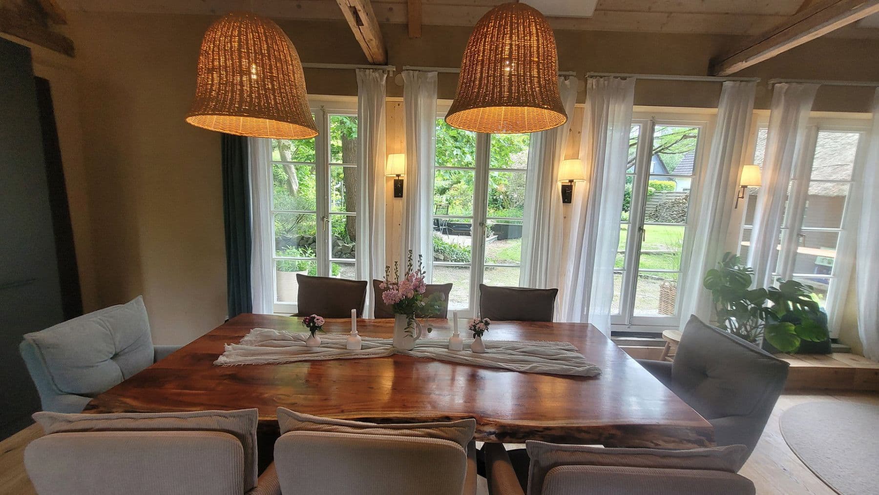 Prodej domu 186 m², pozemek 1.174 m², Schwanewede, Dolní Sasko Prodej domu 186 m², pozemek 1.174 m², Schwanewede, Dolní Sasko