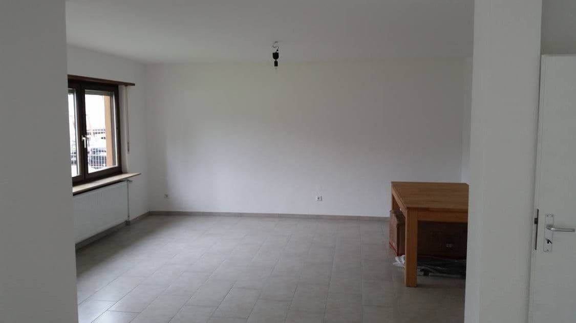 Prodej domu 186 m², pozemek 425 m², Dielheim, Bádensko-Württembersko Prodej domu 186 m², pozemek 425 m², Dielheim, Bádensko-Württembersko