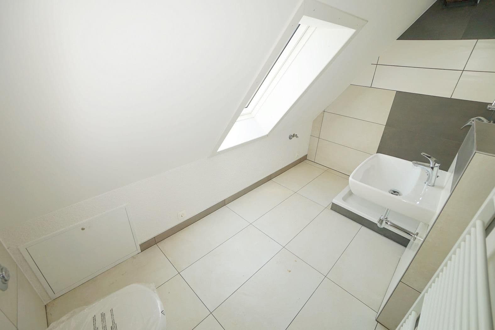 Pronájem bytu 2+1 45 m², Schulplatz 1, Bisingen, Bádensko-Württembersko Pronájem bytu 2+1 45 m², Schulplatz 1, Bisingen, Bádensko-Württembersko