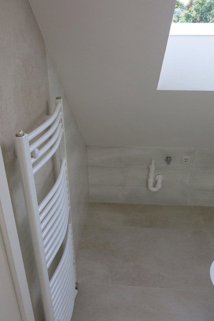 Pronájem bytu 1+1 17 m², Mühlenbroicher Weg 143, Düsseldorf, Severní Porýní-Vestfálsko Pronájem bytu 1+1 17 m², Mühlenbroicher Weg 143, Düsseldorf, Severní Porýní-Vestfálsko