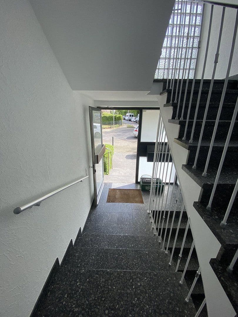 Pronájem bytu 1+1 17 m², Mühlenbroicher Weg 143, Düsseldorf, Severní Porýní-Vestfálsko Pronájem bytu 1+1 17 m², Mühlenbroicher Weg 143, Düsseldorf, Severní Porýní-Vestfálsko