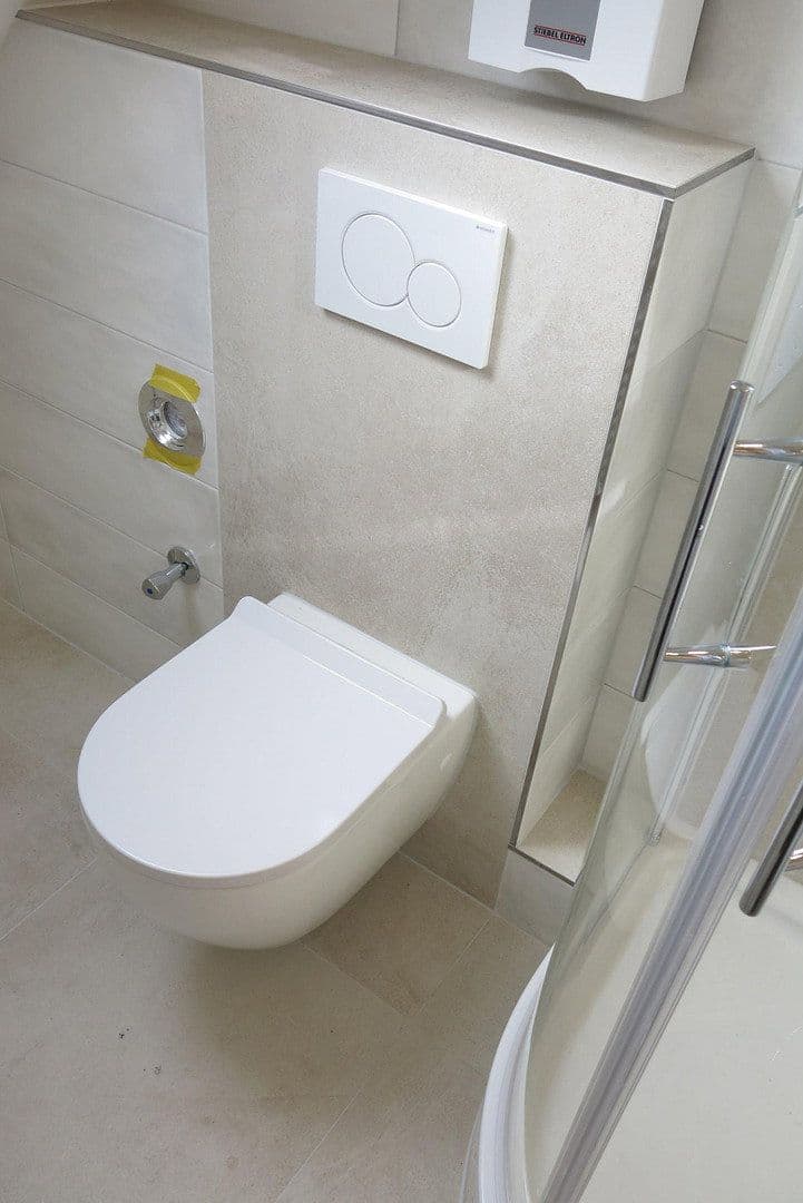 Pronájem bytu 1+1 17 m², Mühlenbroicher Weg 143, Düsseldorf, Severní Porýní-Vestfálsko Pronájem bytu 1+1 17 m², Mühlenbroicher Weg 143, Düsseldorf, Severní Porýní-Vestfálsko