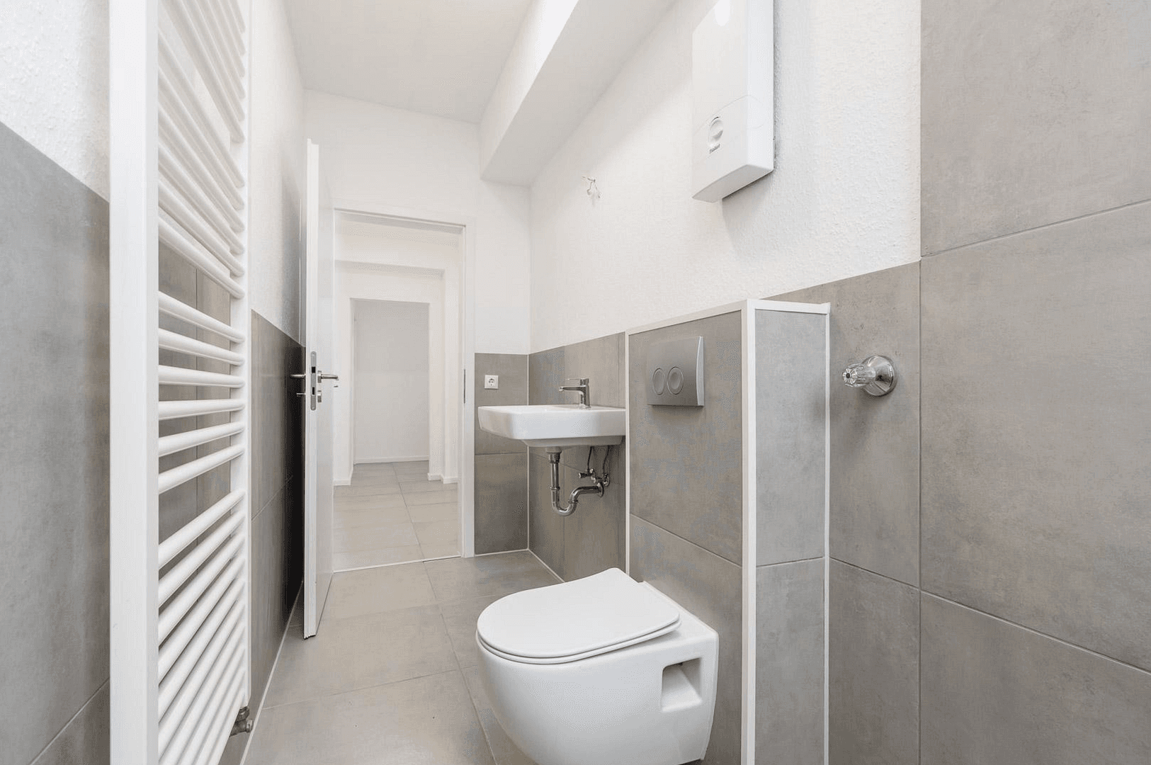 Prodej bytu 2+kk 55 m², Düsseldorf, Severní Porýní-Vestfálsko Prodej bytu 2+kk 55 m², Düsseldorf, Severní Porýní-Vestfálsko