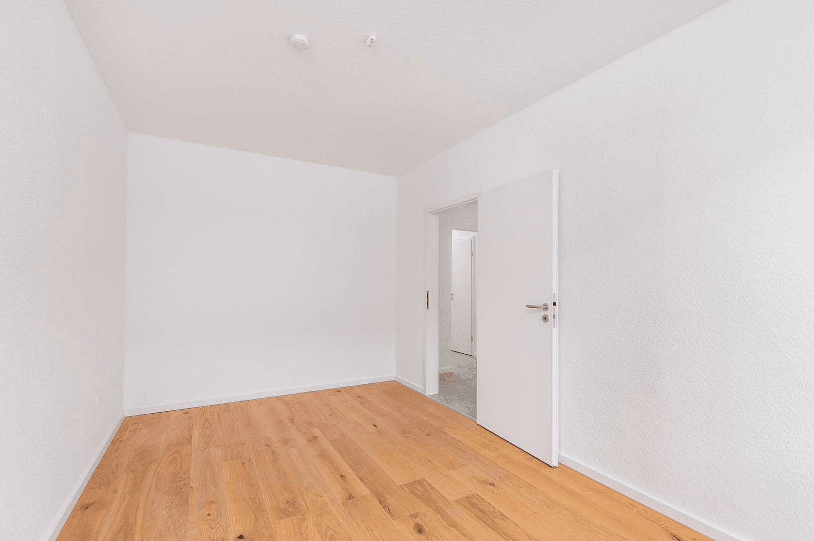 Prodej bytu 2+kk 55 m², Düsseldorf, Severní Porýní-Vestfálsko Prodej bytu 2+kk 55 m², Düsseldorf, Severní Porýní-Vestfálsko