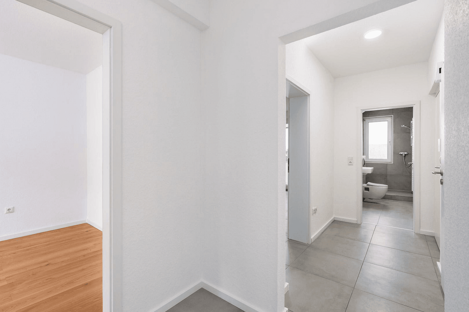 Prodej bytu 2+kk 55 m², Düsseldorf, Severní Porýní-Vestfálsko Prodej bytu 2+kk 55 m², Düsseldorf, Severní Porýní-Vestfálsko