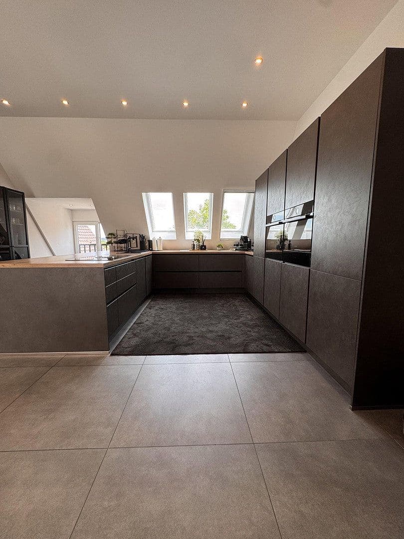 Pronájem bytu 4+1 170 m², Kirchberg 5, Breitenbrunn, Bavorsko Pronájem bytu 4+1 170 m², Kirchberg 5, Breitenbrunn, Bavorsko