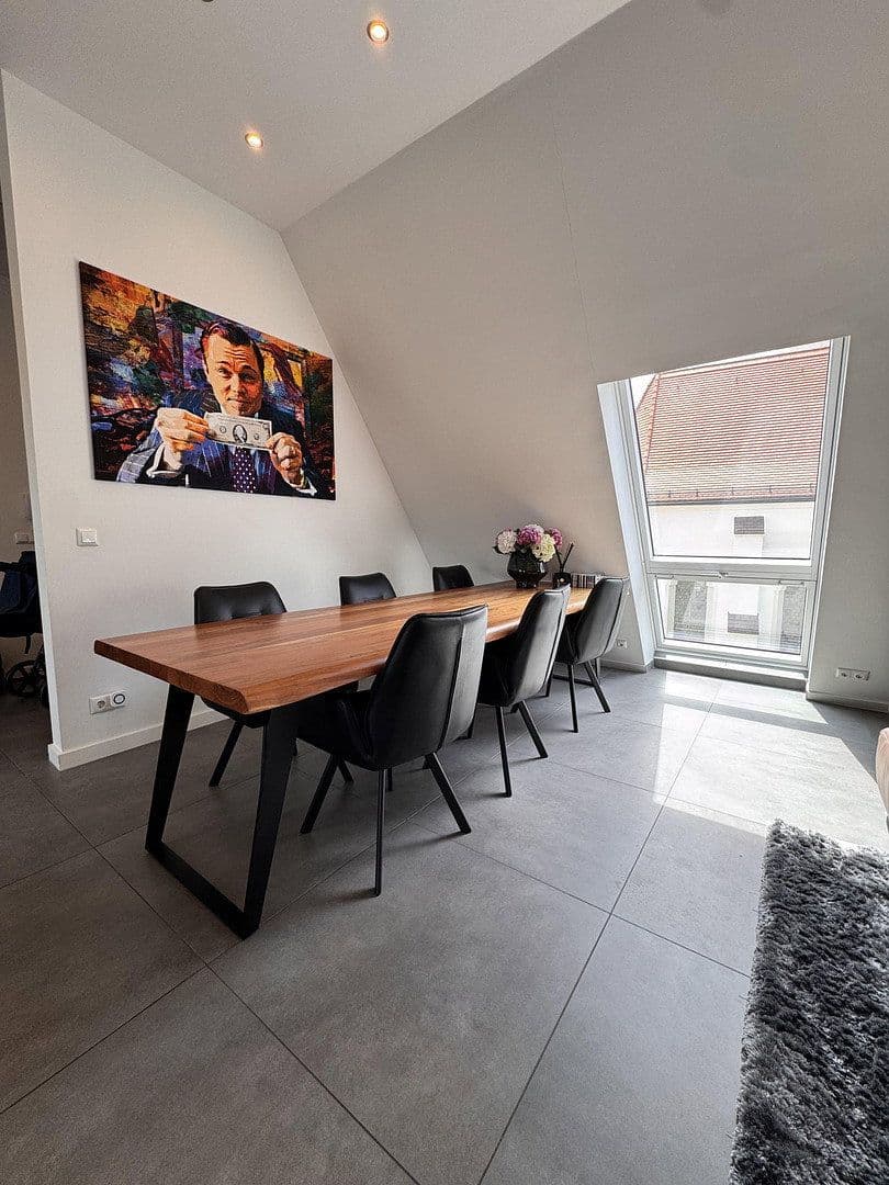 Pronájem bytu 4+1 170 m², Kirchberg 5, Breitenbrunn, Bavorsko Pronájem bytu 4+1 170 m², Kirchberg 5, Breitenbrunn, Bavorsko