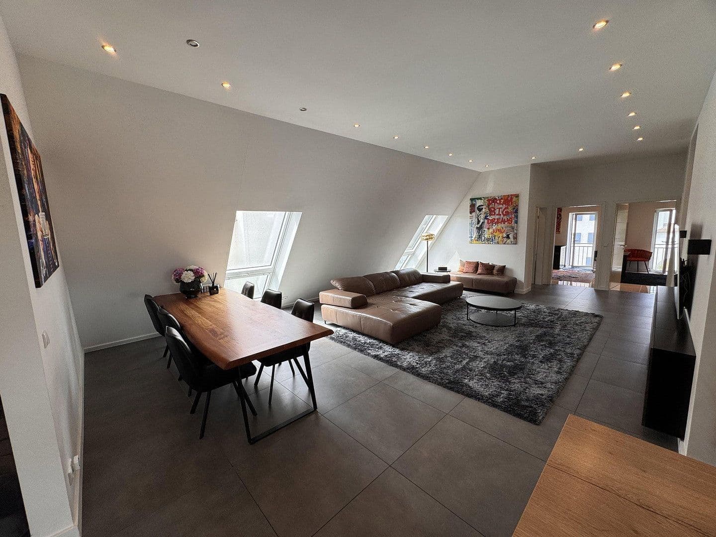 Pronájem bytu 4+1 170 m², Kirchberg 5, Breitenbrunn, Bavorsko Pronájem bytu 4+1 170 m², Kirchberg 5, Breitenbrunn, Bavorsko