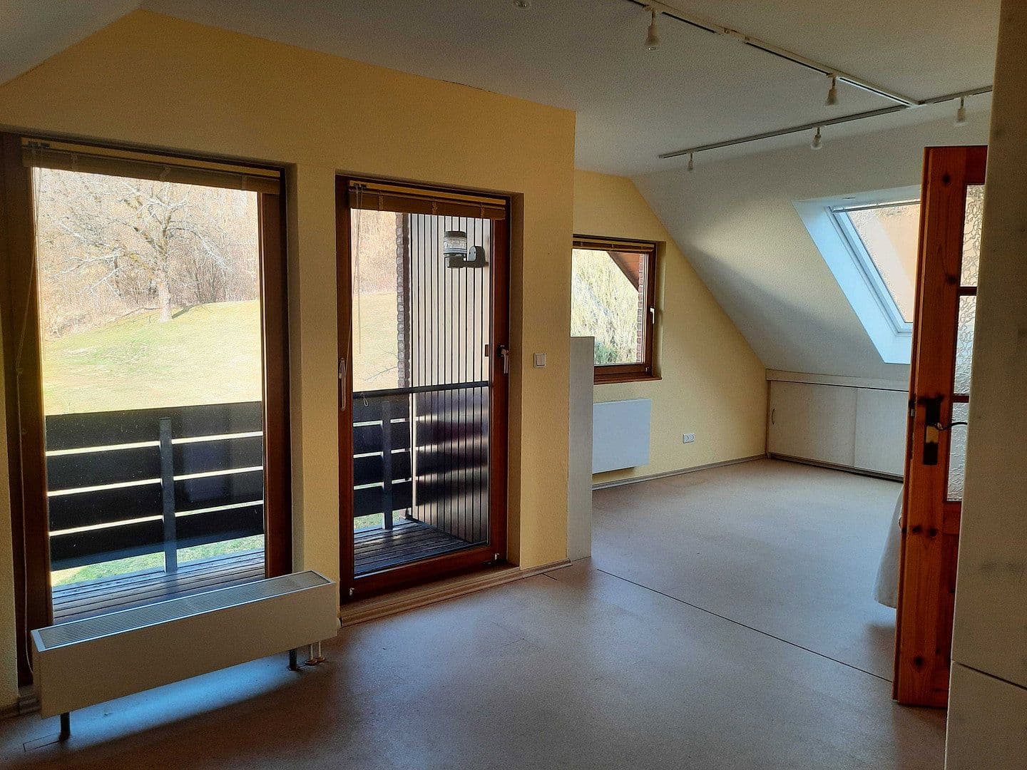 Prodej domu 138 m², pozemek 917 m², Bad Sachsa, Dolní Sasko Prodej domu 138 m², pozemek 917 m², Bad Sachsa, Dolní Sasko