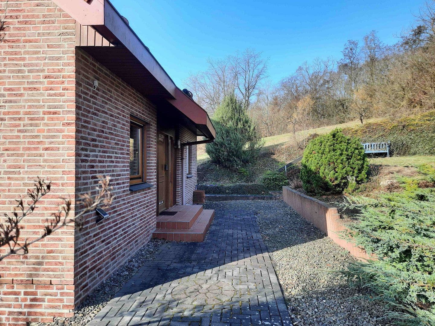 Prodej domu 138 m², pozemek 917 m², Bad Sachsa, Dolní Sasko Prodej domu 138 m², pozemek 917 m², Bad Sachsa, Dolní Sasko