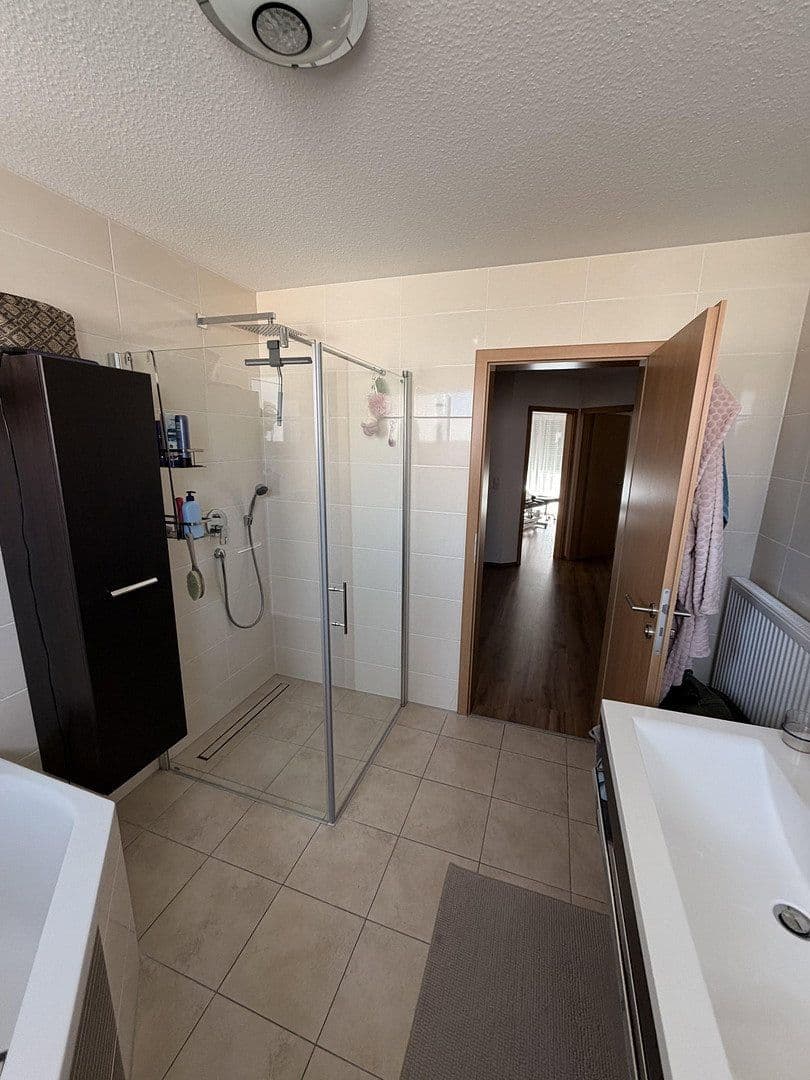 Pronájem domu 165 m², pozemek 165 m², Marsweg 20, Feucht, Bavorsko Pronájem domu 165 m², pozemek 165 m², Marsweg 20, Feucht, Bavorsko