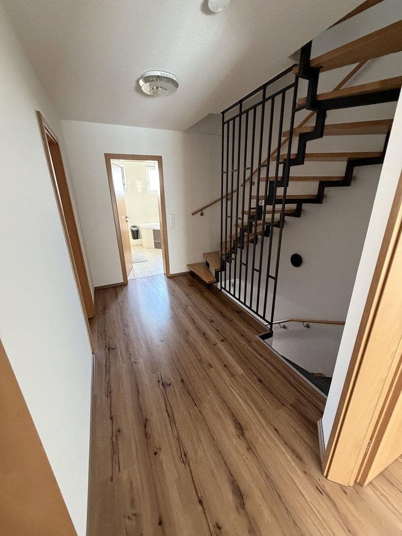 Pronájem domu 165 m², pozemek 165 m², Marsweg 20, Feucht, Bavorsko Pronájem domu 165 m², pozemek 165 m², Marsweg 20, Feucht, Bavorsko