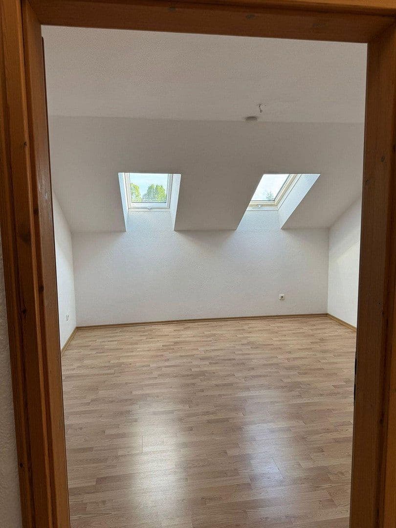 Pronájem bytu 3+1 80 m², Königsdorf, Bavorsko Pronájem bytu 3+1 80 m², Königsdorf, Bavorsko