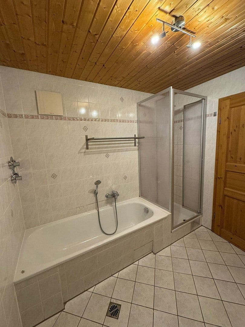 Pronájem bytu 3+1 80 m², Königsdorf, Bavorsko Pronájem bytu 3+1 80 m², Königsdorf, Bavorsko