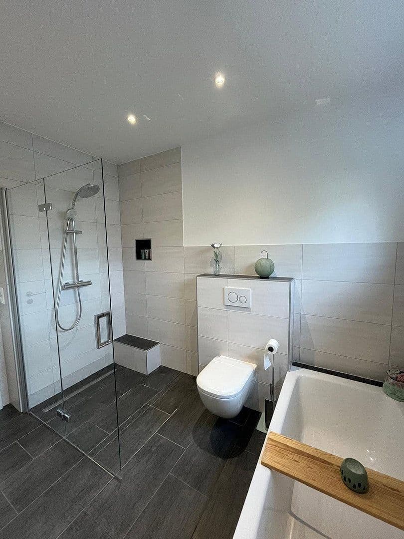 Pronájem bytu 3+1 92 m², Geldersheim, Bavorsko Pronájem bytu 3+1 92 m², Geldersheim, Bavorsko