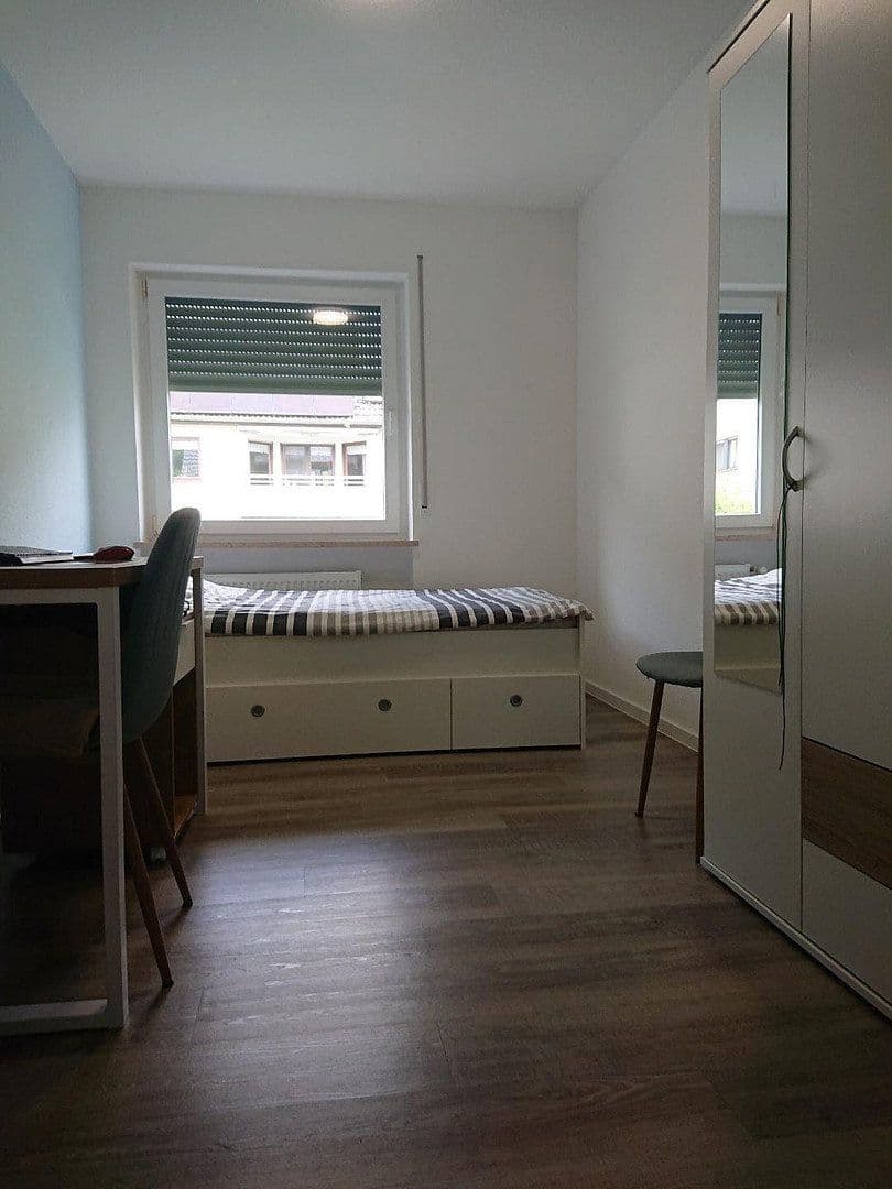 Pronájem bytu 5+1 97 m², Berliner Straße 8, Kordel, Porýní-Falc Pronájem bytu 5+1 97 m², Berliner Straße 8, Kordel, Porýní-Falc