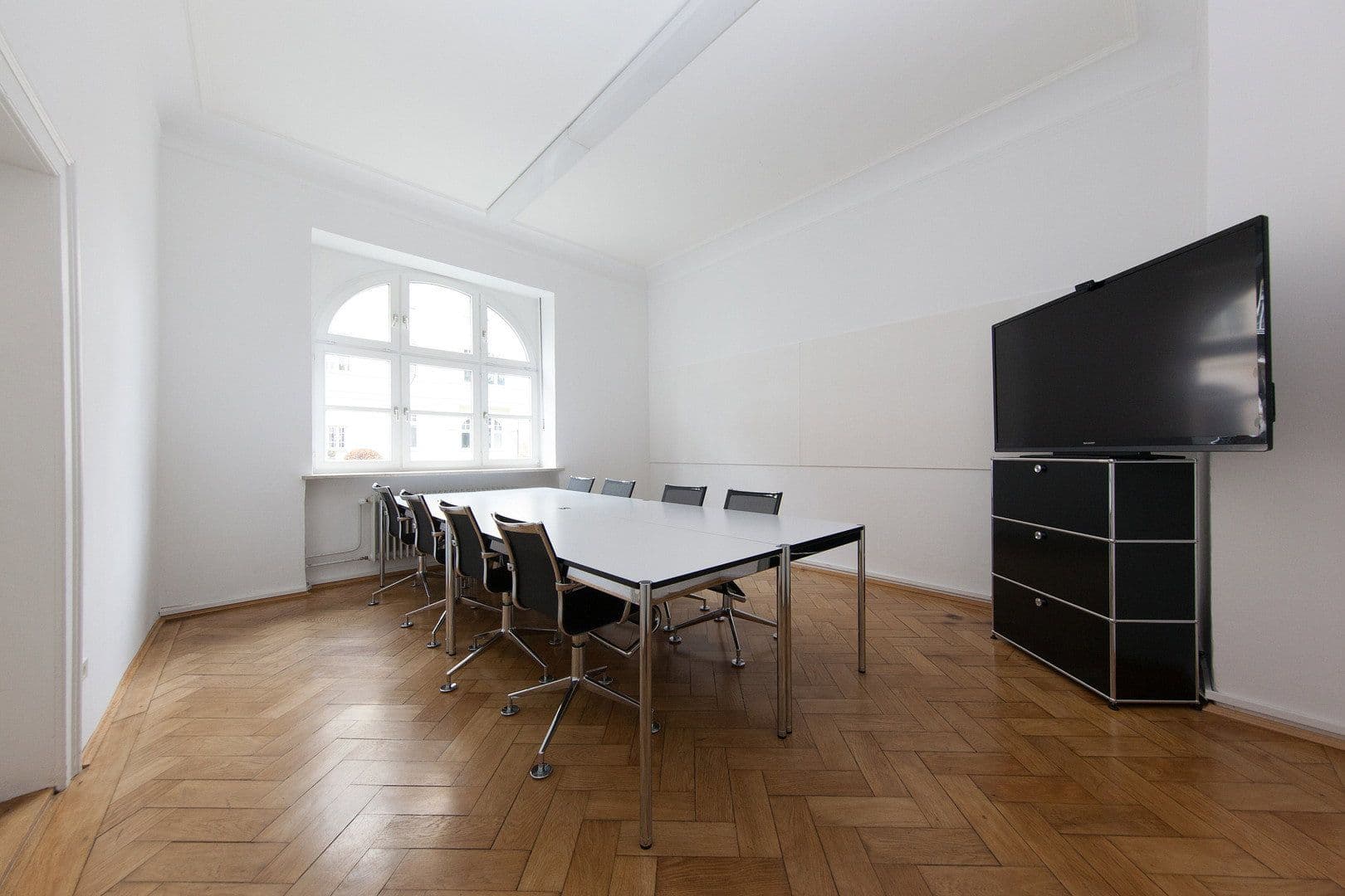 Pronájem kanceláře 146 m², Rauchstraße 1, München, Bavorsko Pronájem kanceláře 146 m², Rauchstraße 1, München, Bavorsko