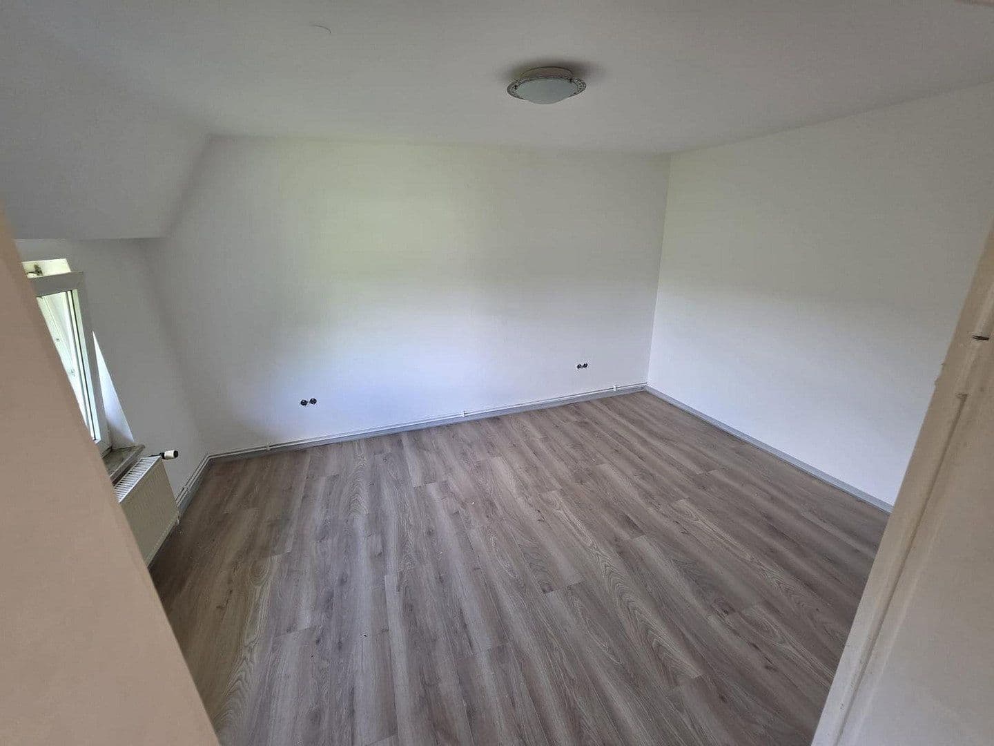Pronájem bytu 2+1 50 m², Hauptstr. 34, Helmstedt, Dolní Sasko Pronájem bytu 2+1 50 m², Hauptstr. 34, Helmstedt, Dolní Sasko