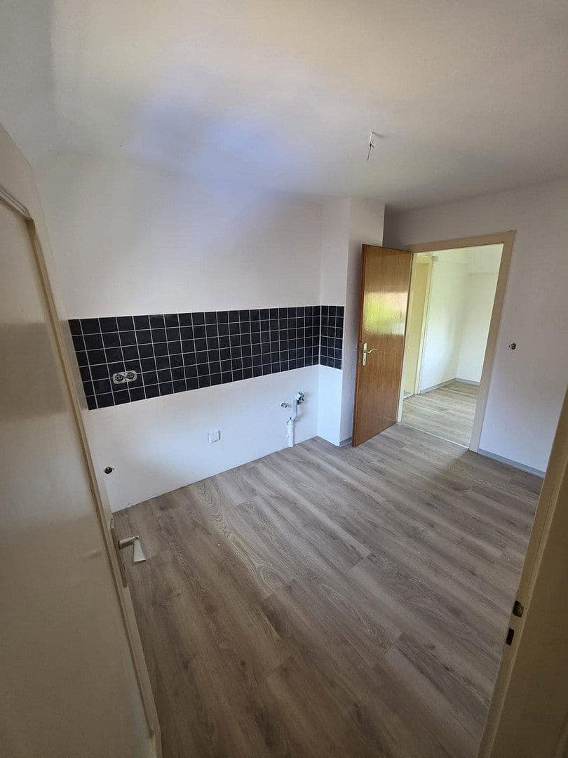 Pronájem bytu 2+1 50 m², Hauptstr. 34, Helmstedt, Dolní Sasko Pronájem bytu 2+1 50 m², Hauptstr. 34, Helmstedt, Dolní Sasko