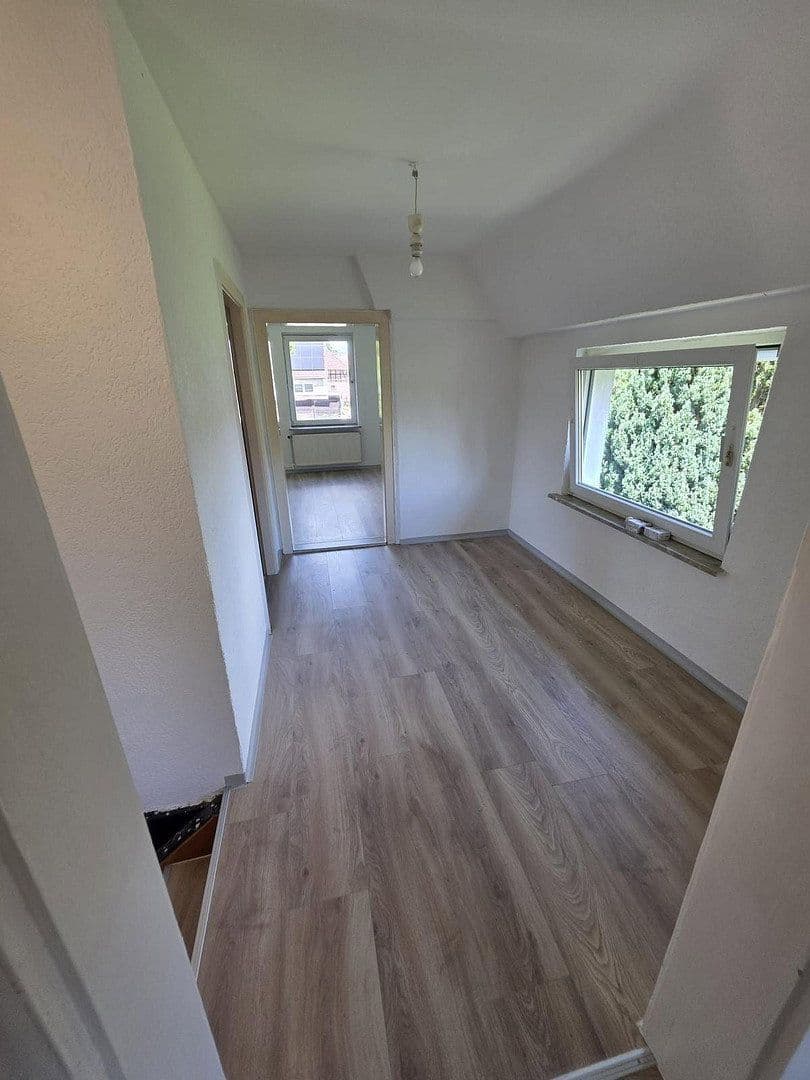 Pronájem bytu 2+1 50 m², Hauptstr. 34, Helmstedt, Dolní Sasko Pronájem bytu 2+1 50 m², Hauptstr. 34, Helmstedt, Dolní Sasko