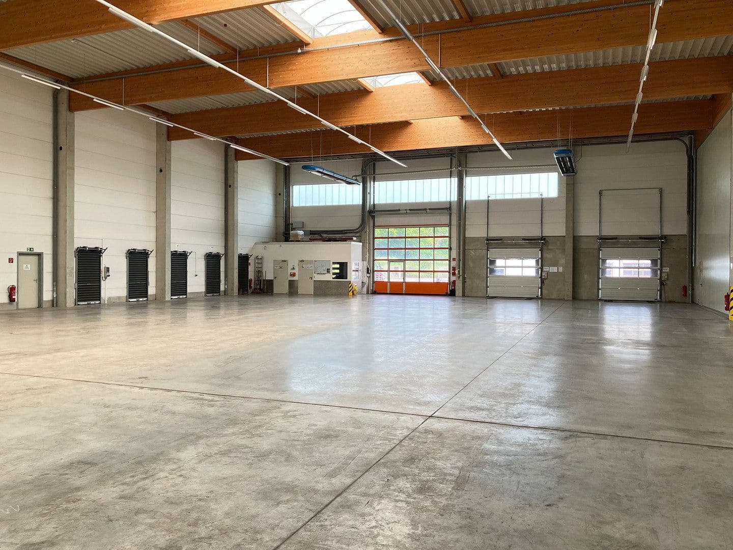 Pronájem nebytového prostoru 3.170 m², Tüttleben, Durynsko Pronájem nebytového prostoru 3.170 m², Tüttleben, Durynsko