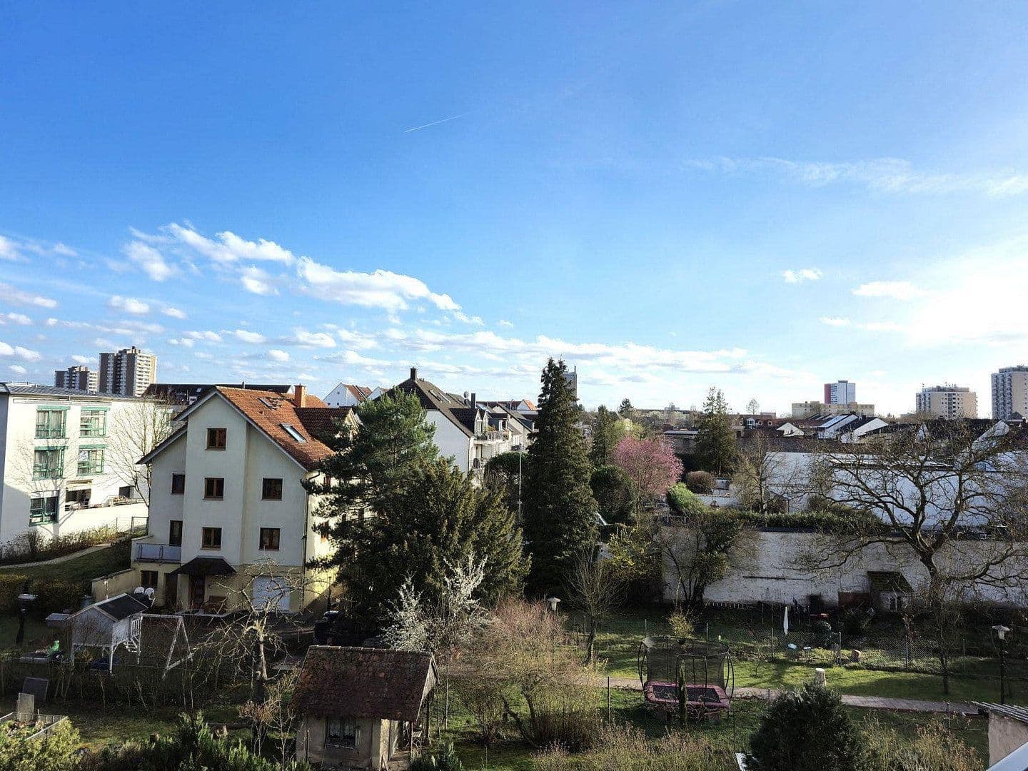 Pronájem bytu 2+1 49 m², Bansastraße 5, Neu-Isenburg, Hessen Pronájem bytu 2+1 49 m², Bansastraße 5, Neu-Isenburg, Hessen