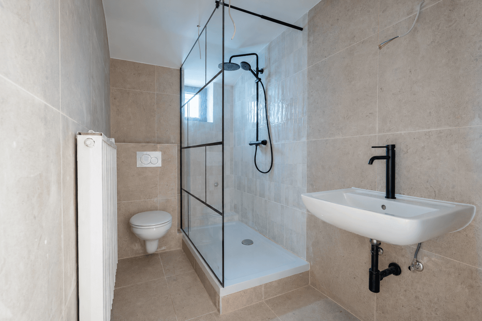 Prodej bytu 2+1 64 m², Föhrenstraße 27, Bremen, Bremen Prodej bytu 2+1 64 m², Föhrenstraße 27, Bremen, Bremen