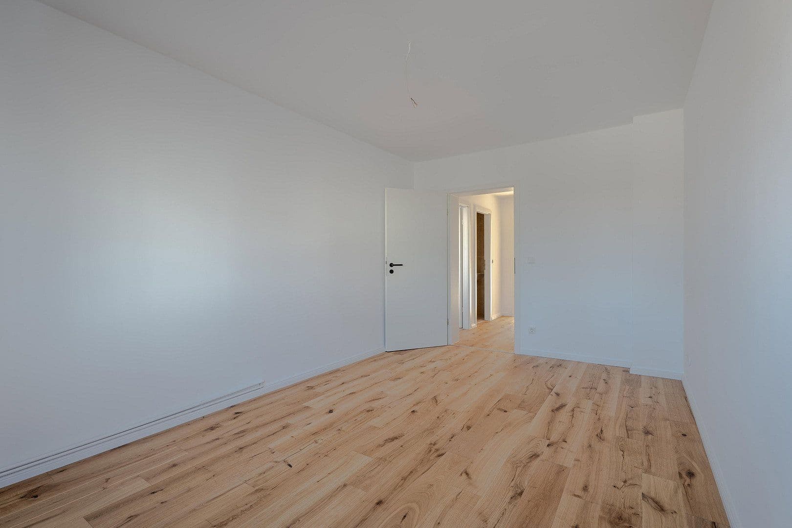 Prodej bytu 2+1 64 m², Föhrenstraße 27, Bremen, Bremen Prodej bytu 2+1 64 m², Föhrenstraße 27, Bremen, Bremen