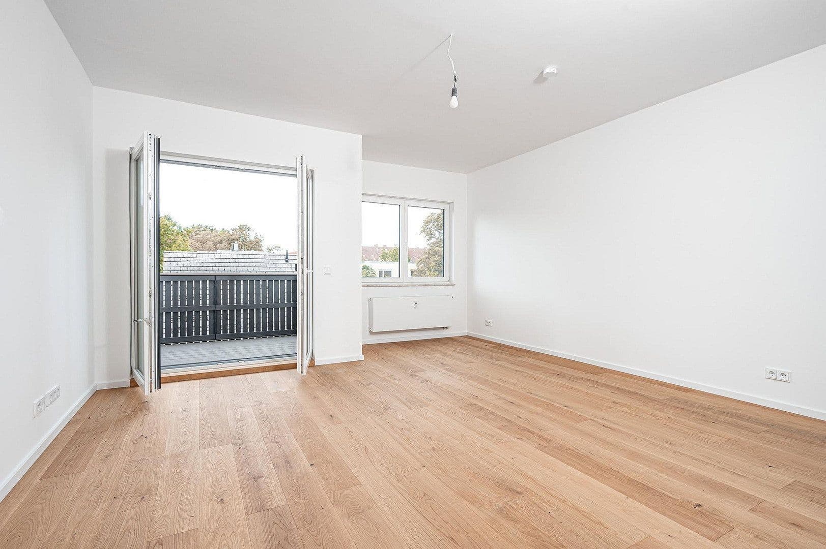 Prodej bytu 2+1 62 m², Leydenallee 37, Berlin, Berlín Prodej bytu 2+1 62 m², Leydenallee 37, Berlin, Berlín