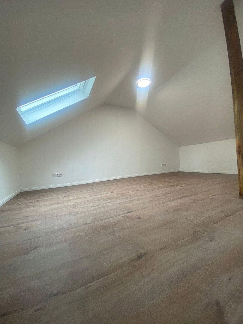 Prodej bytu 2+kk 68 m², Neu-Isenburg, Hessen Prodej bytu 2+kk 68 m², Neu-Isenburg, Hessen