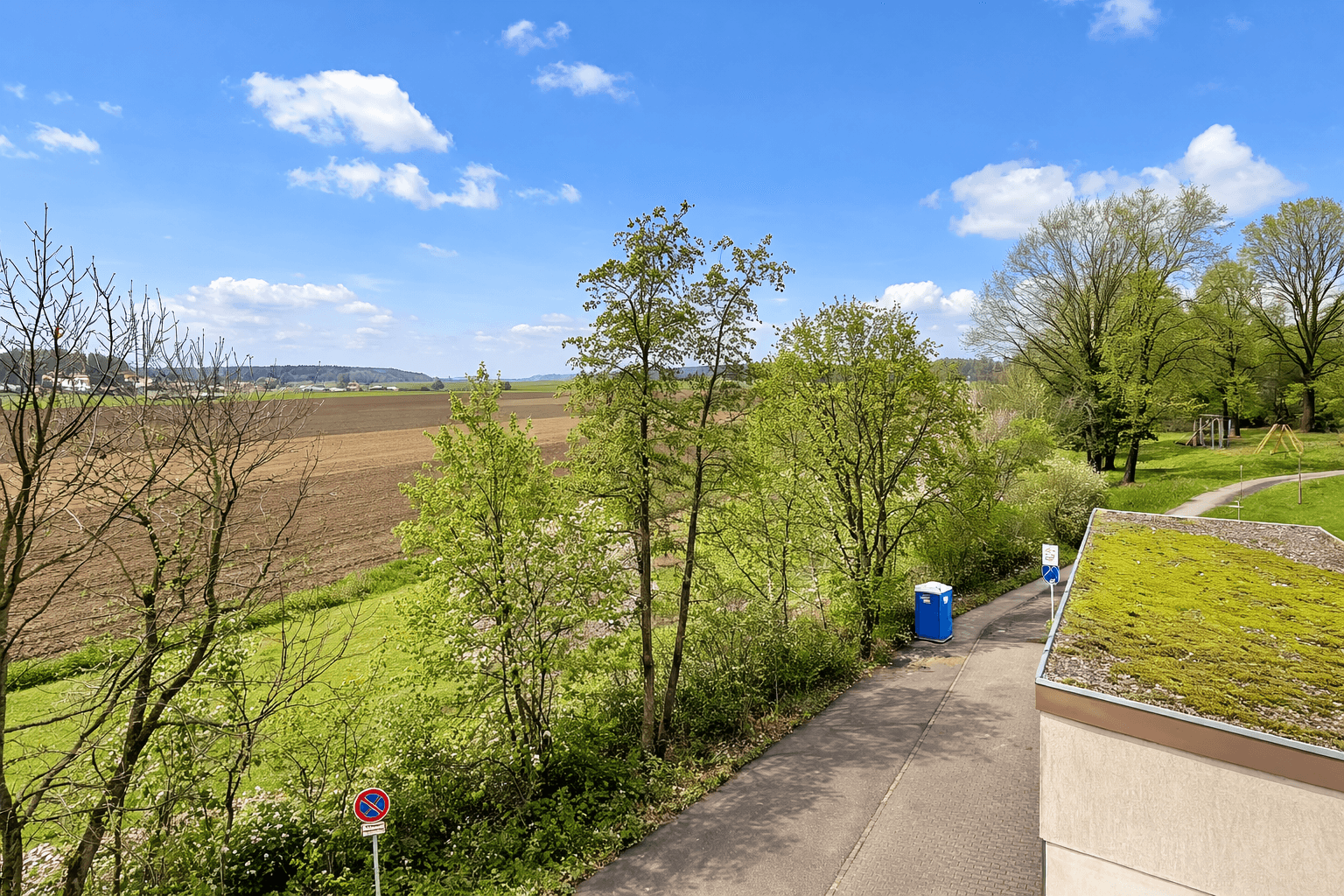 Pronájem bytu 3+kk 90 m², Berliner Ring 48, Backnang, Bádensko-Württembersko Pronájem bytu 3+kk 90 m², Berliner Ring 48, Backnang, Bádensko-Württembersko