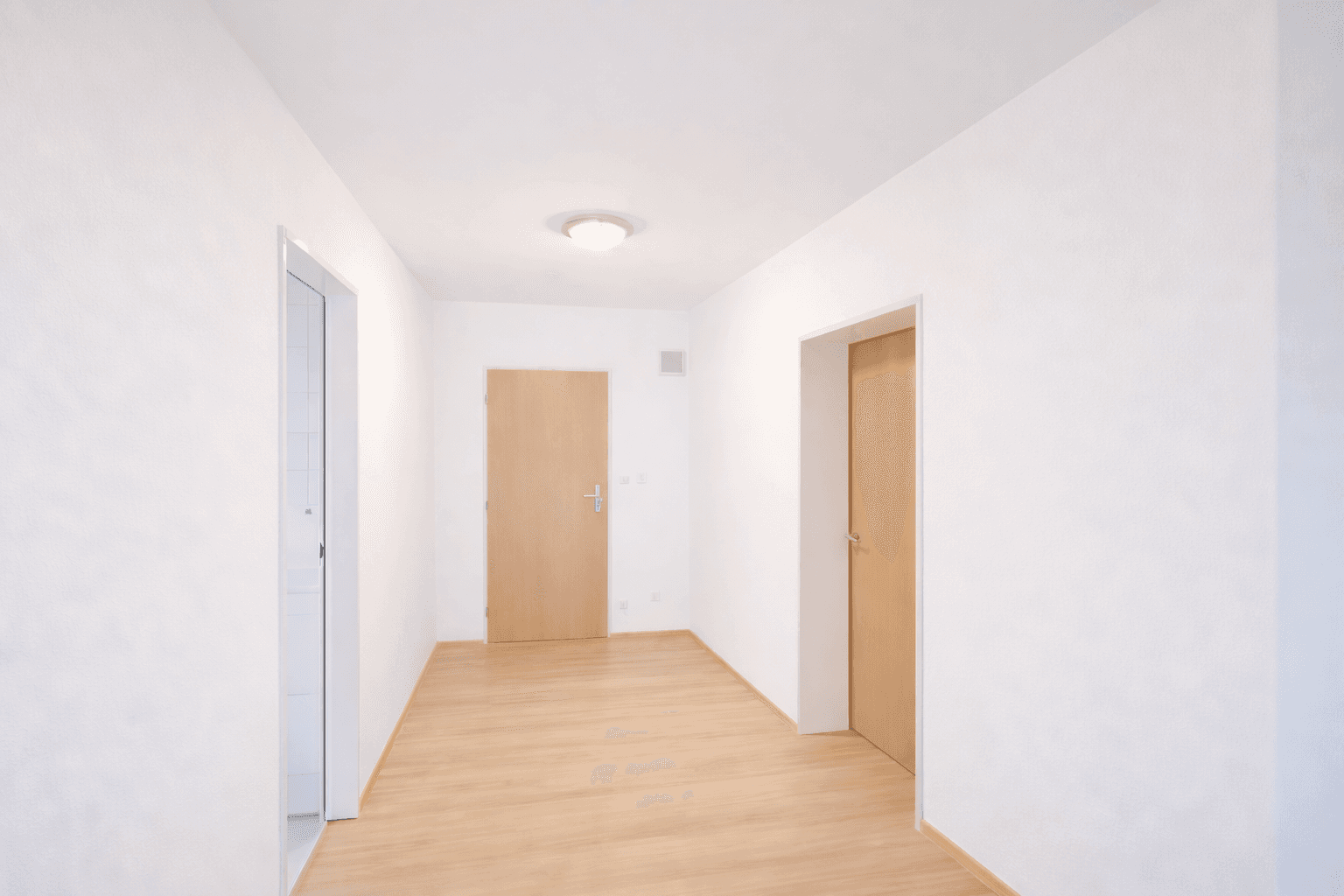 Pronájem bytu 3+kk 90 m², Berliner Ring 48, Backnang, Bádensko-Württembersko Pronájem bytu 3+kk 90 m², Berliner Ring 48, Backnang, Bádensko-Württembersko