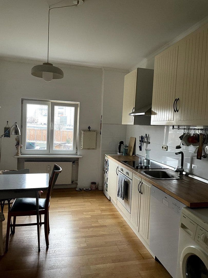 Prodej bytu 2+1 46 m², berlin, Berlín Prodej bytu 2+1 46 m², berlin, Berlín
