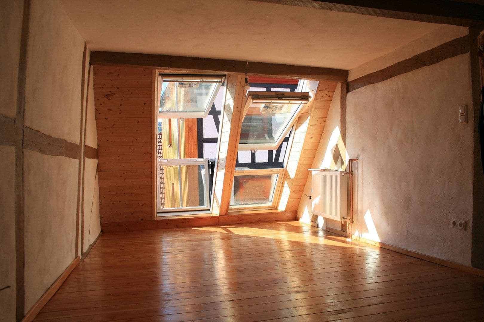 Pronájem domu 100 m², pozemek 205 m², Neugasse 2, Schlüchtern, Hessen Pronájem domu 100 m², pozemek 205 m², Neugasse 2, Schlüchtern, Hessen
