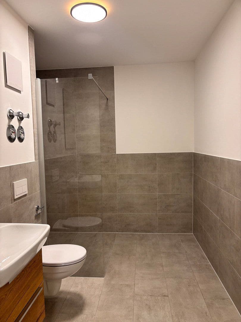 Pronájem bytu 1+1 27 m², Deggendorf, Bavorsko Pronájem bytu 1+1 27 m², Deggendorf, Bavorsko