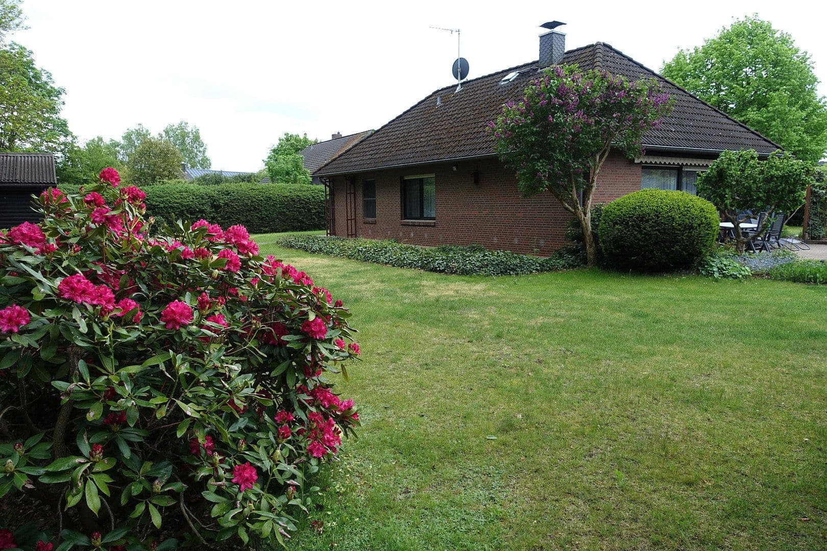 Prodej domu 143 m², pozemek 1.200 m², Ameisenweg 15, Handeloh, Dolní Sasko Prodej domu 143 m², pozemek 1.200 m², Ameisenweg 15, Handeloh, Dolní Sasko