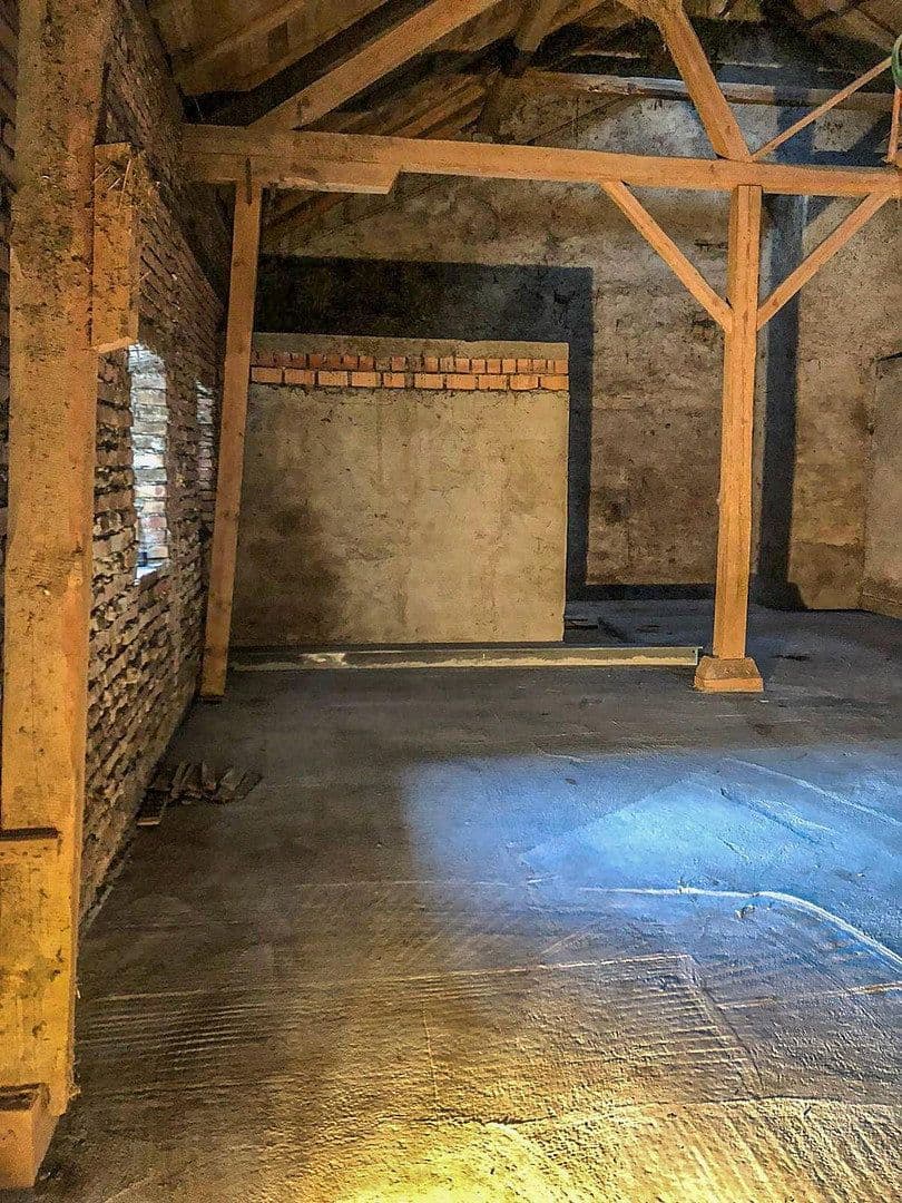Pronájem garáže 228 m², Vogtareuth, Bavorsko Pronájem garáže 228 m², Vogtareuth, Bavorsko