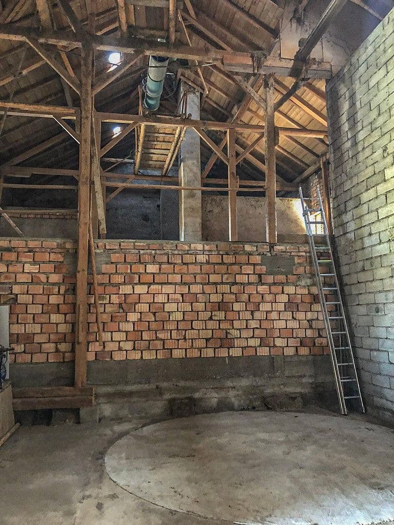 Pronájem garáže 228 m², Vogtareuth, Bavorsko Pronájem garáže 228 m², Vogtareuth, Bavorsko