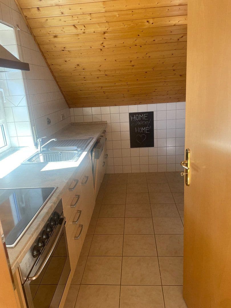 Pronájem bytu 2+1 62 m², Heidestraße 14, Friolzheim, Bádensko-Württembersko Pronájem bytu 2+1 62 m², Heidestraße 14, Friolzheim, Bádensko-Württembersko